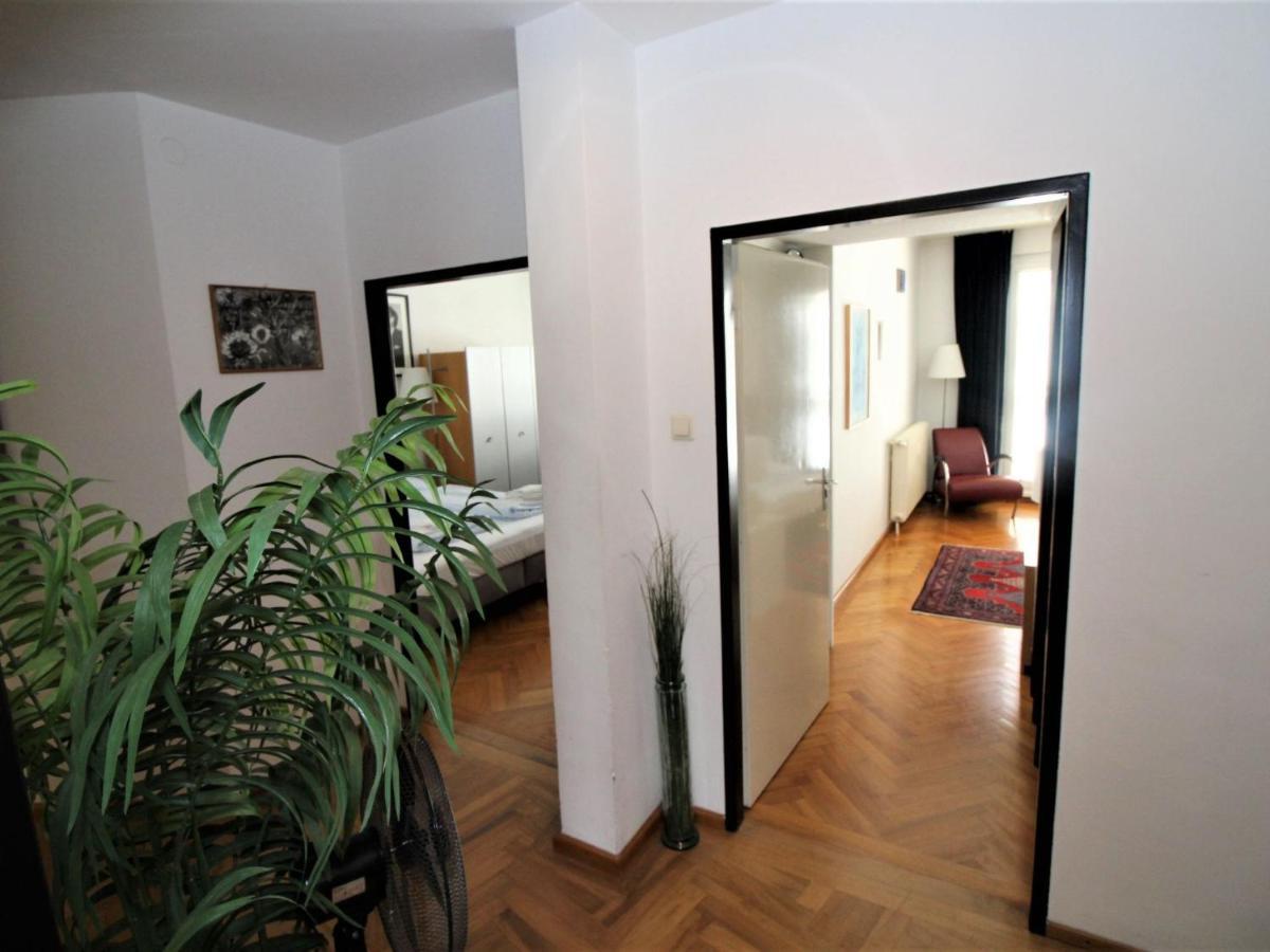 Apartment Opera By Interhome Wien Eksteriør bilde