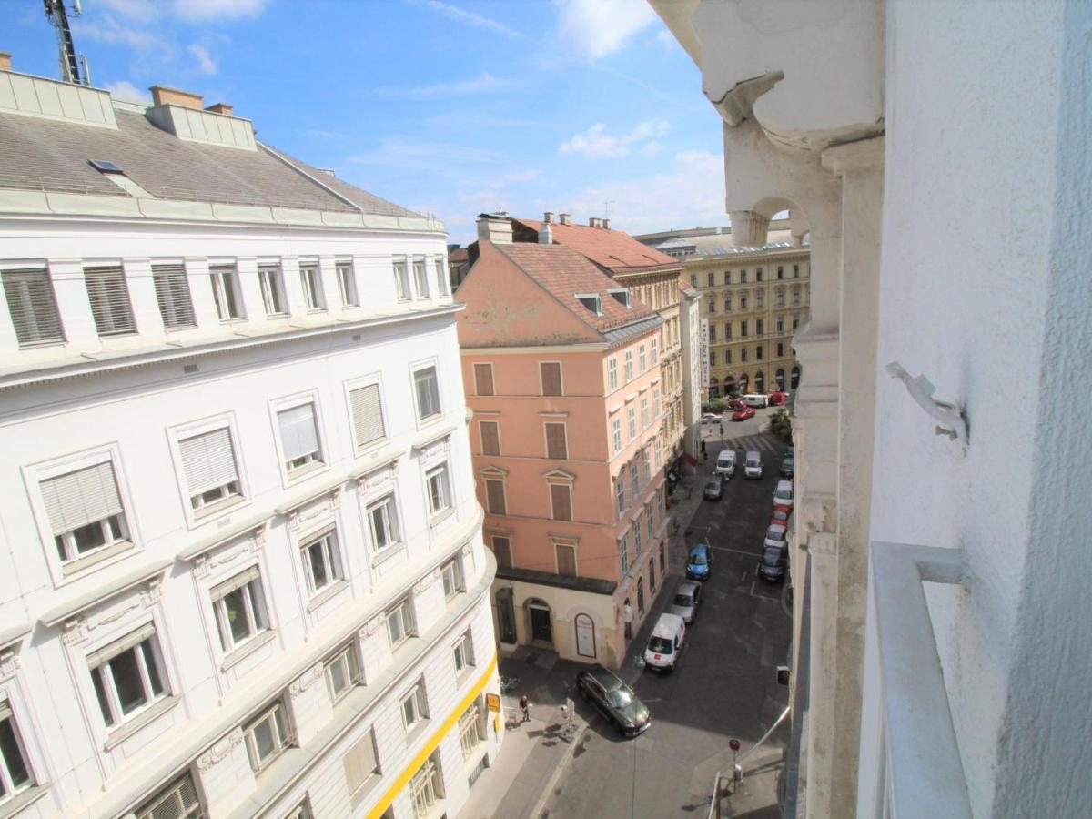 Apartment Opera By Interhome Wien Eksteriør bilde