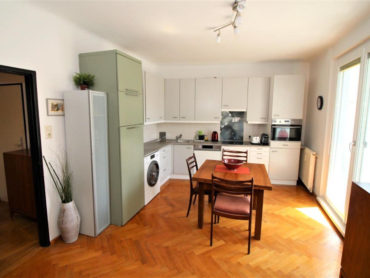 Apartment Opera By Interhome Wien Eksteriør bilde